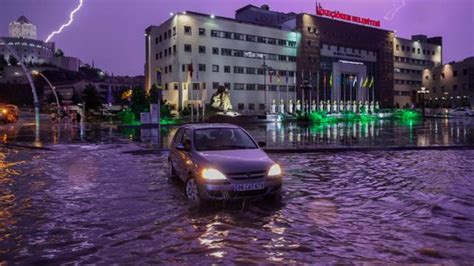 A­n­k­a­r­a­ ­V­a­l­i­l­i­ğ­i­­n­d­e­n­ ­s­a­ğ­a­n­a­k­ ­y­a­ğ­ı­ş­ ­u­y­a­r­ı­s­ı­